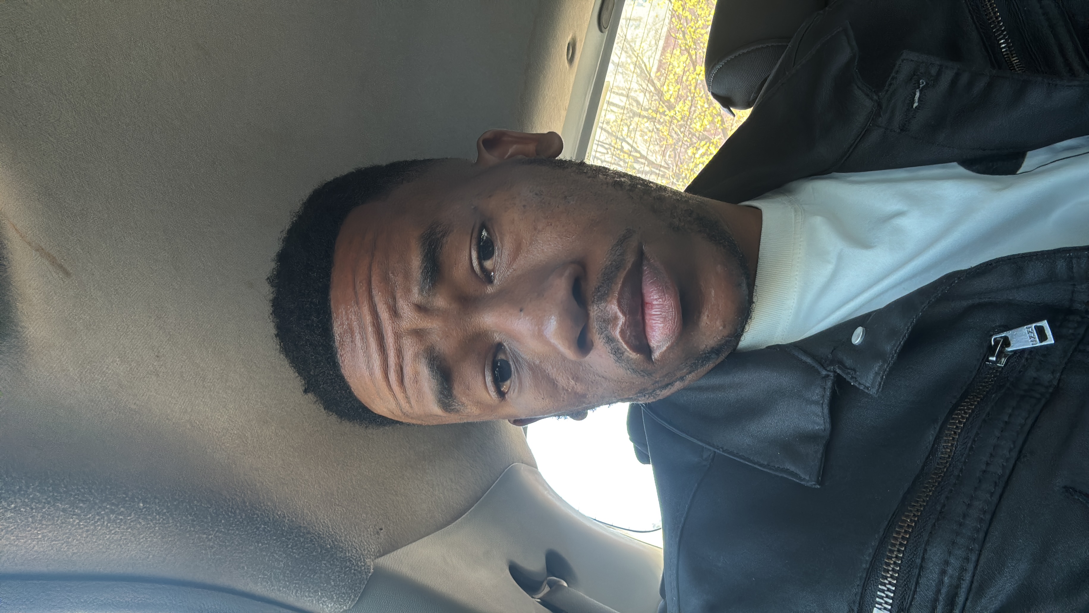 V - eBakkie driver