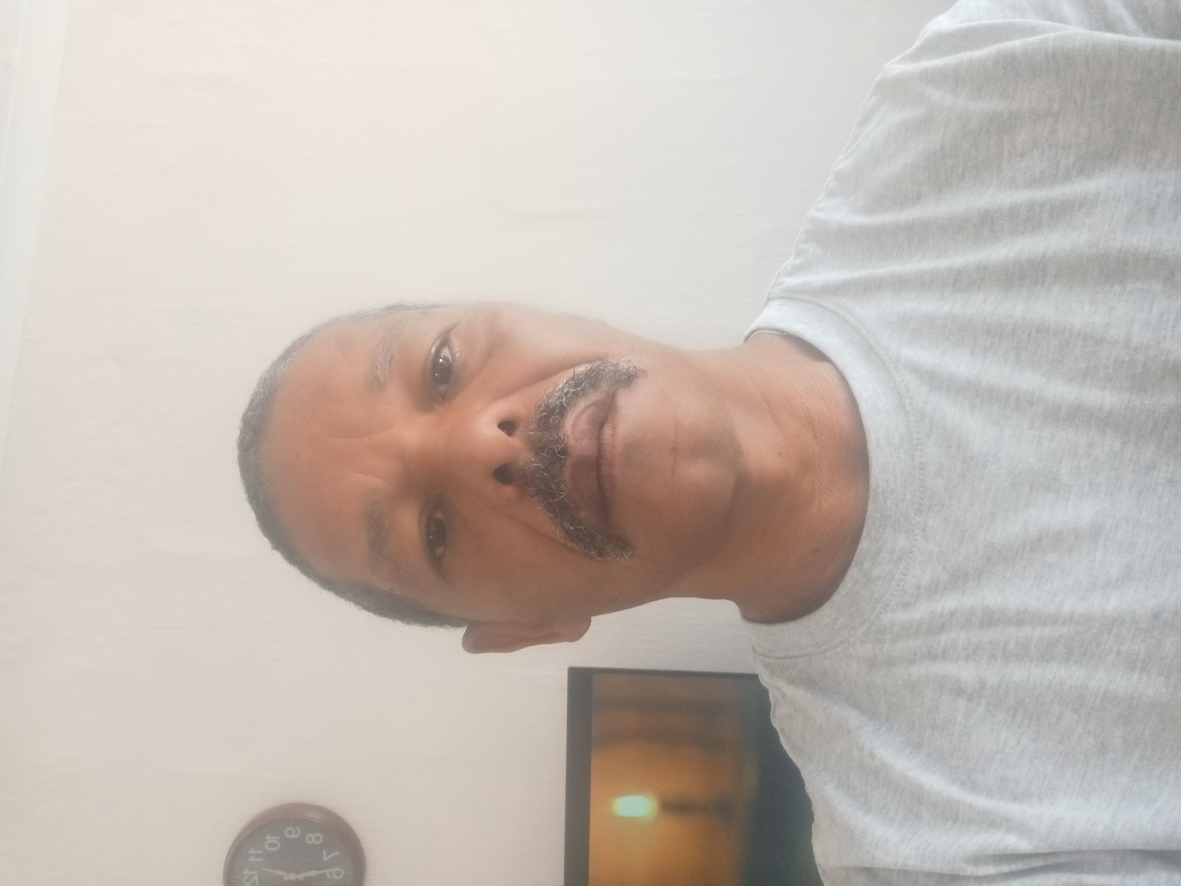L - eBakkie driver