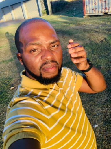 L - eBakkie driver