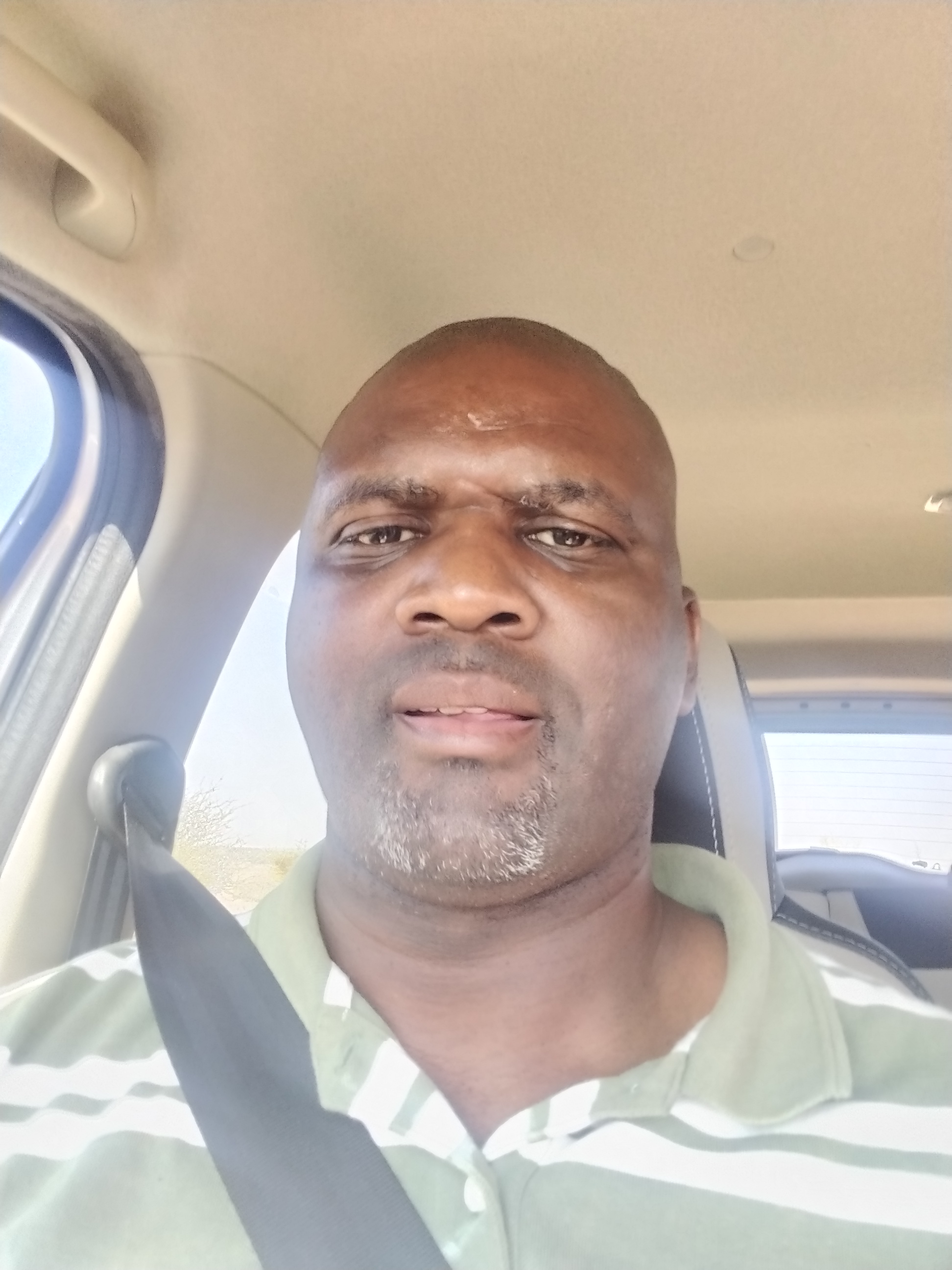 L - eBakkie driver