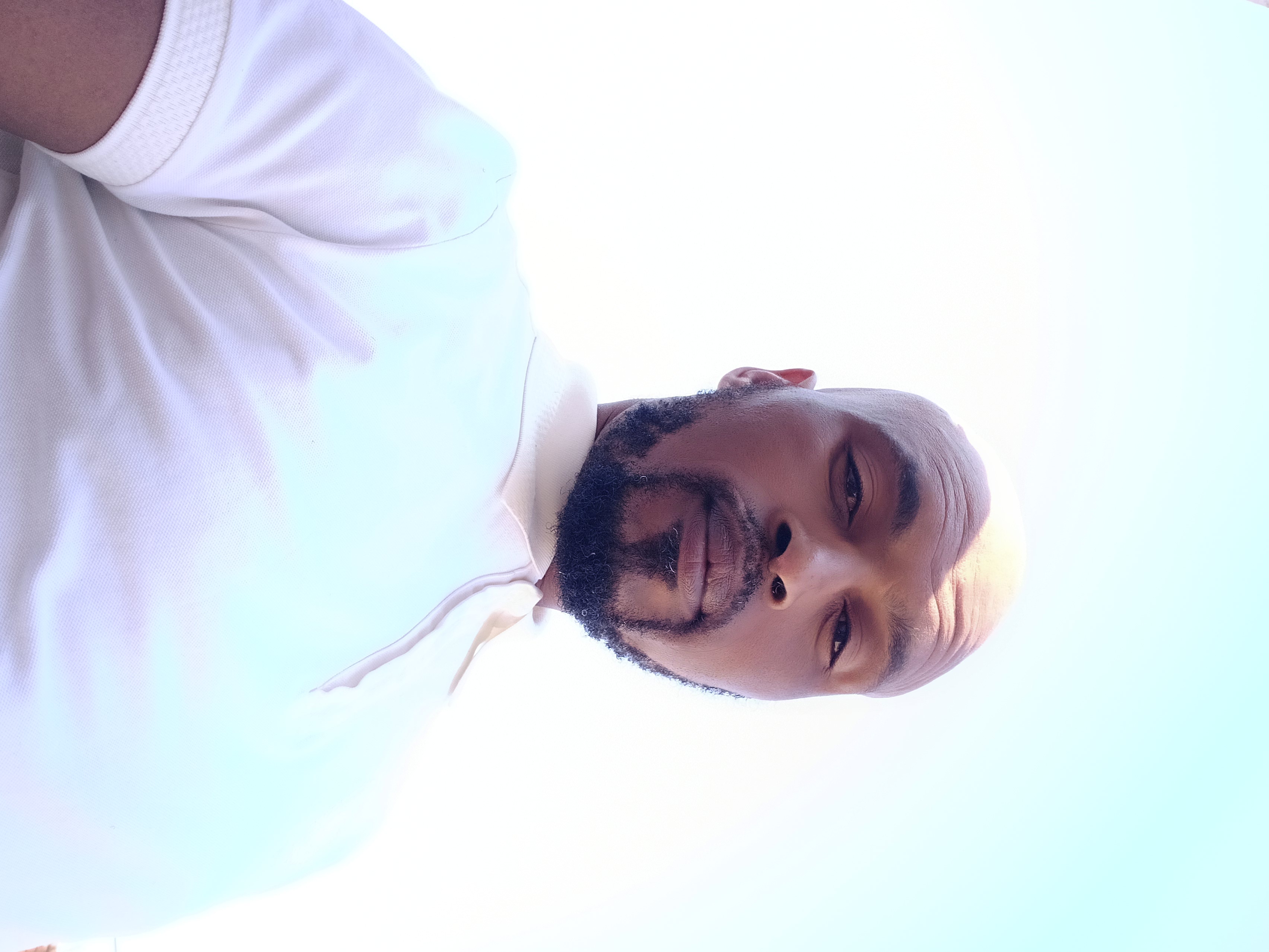 L - eBakkie driver
